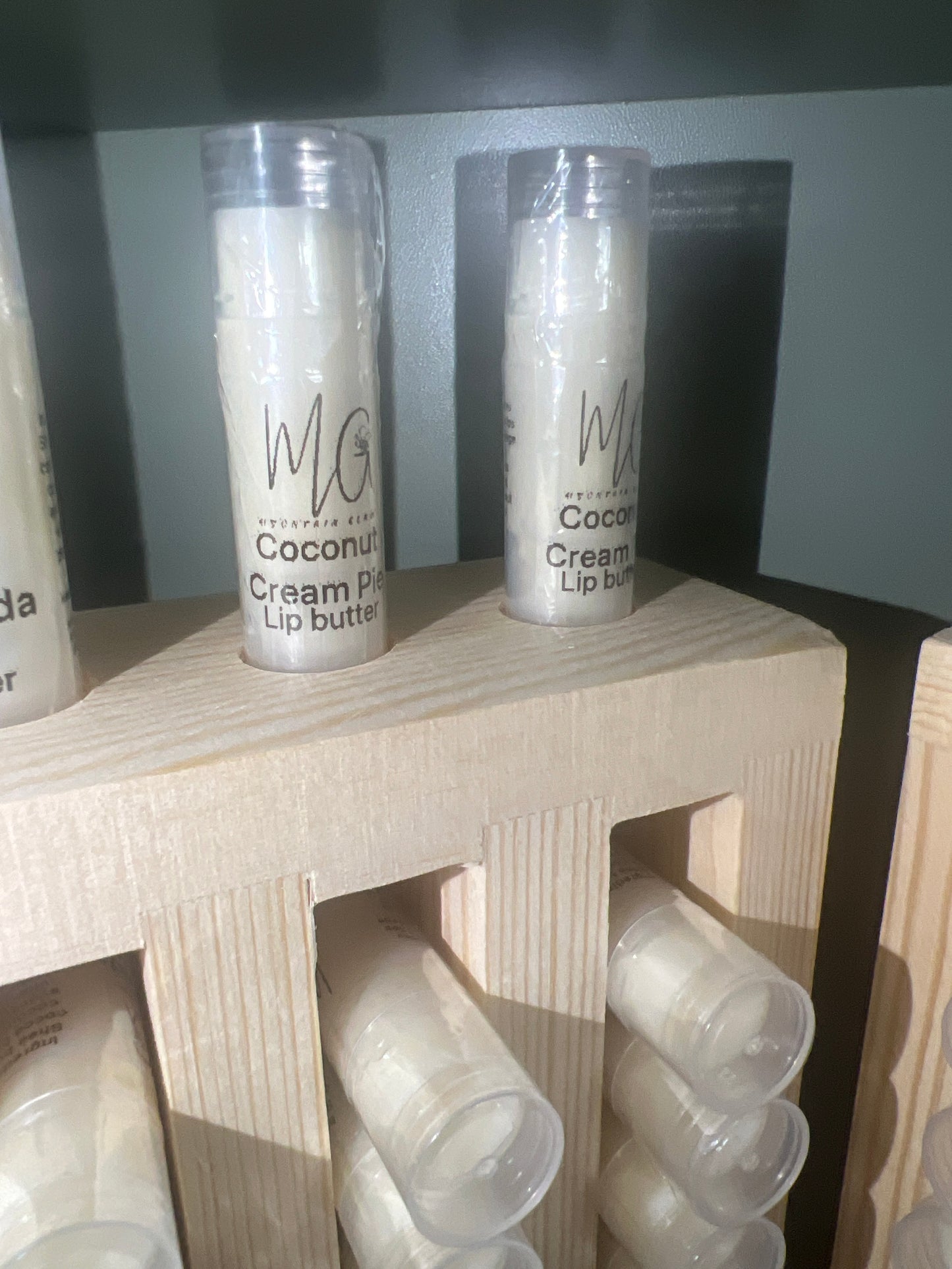 Lip Butter/ Lip oils & Glosses