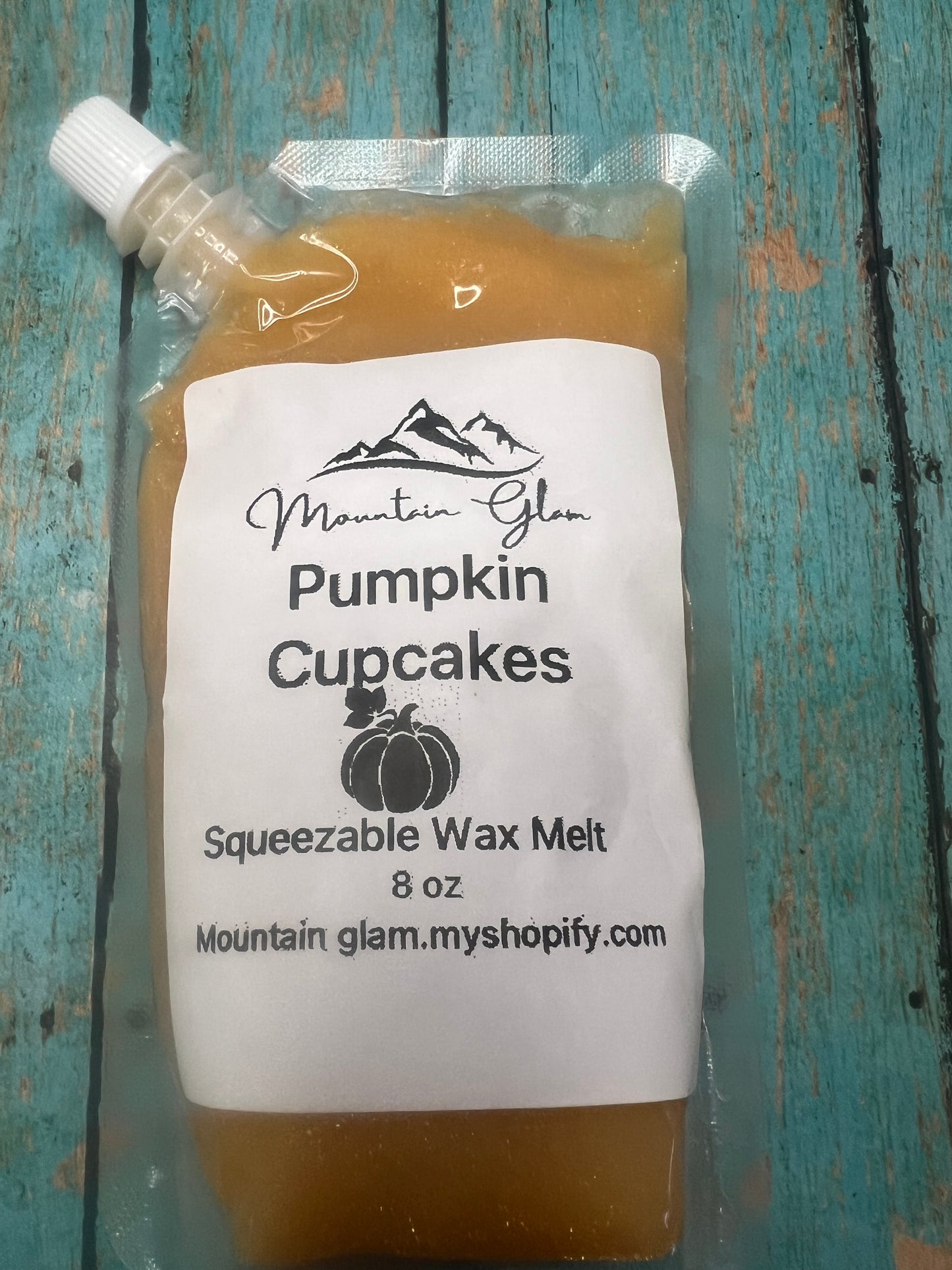 Squeezable wax melts