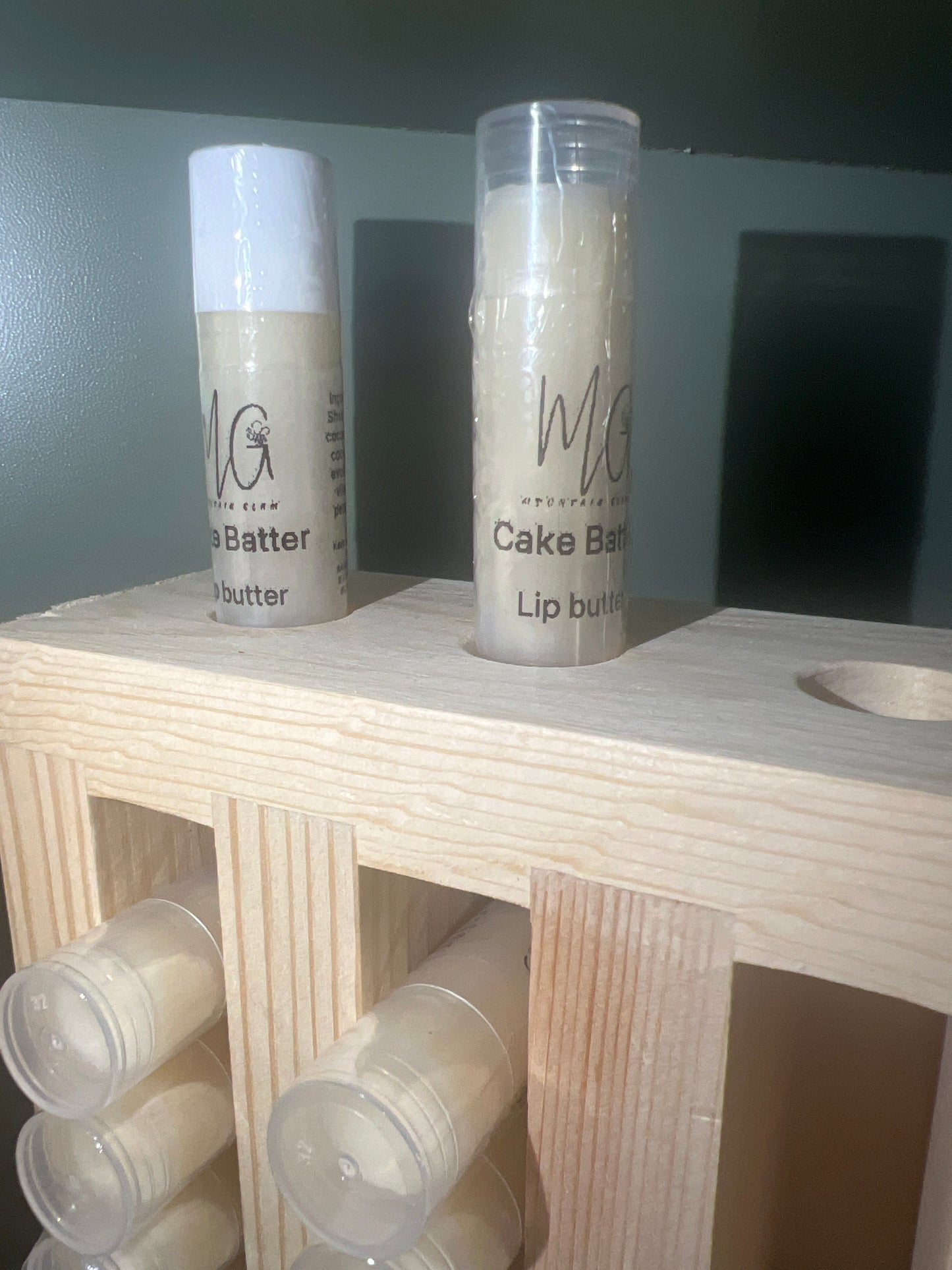 Lip Butter/ Lip oils & Glosses