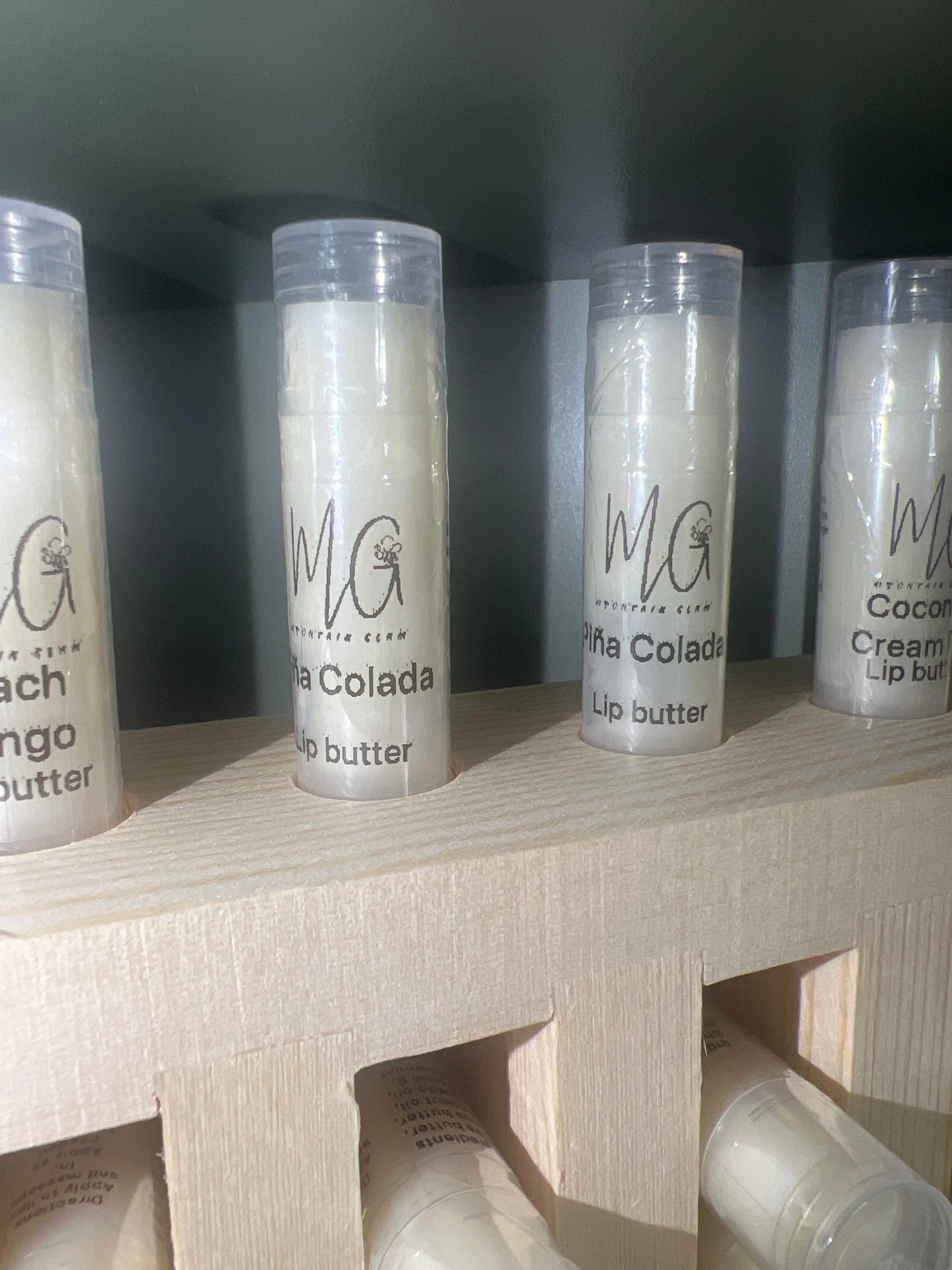 Lip Butter/ Lip oils & Glosses