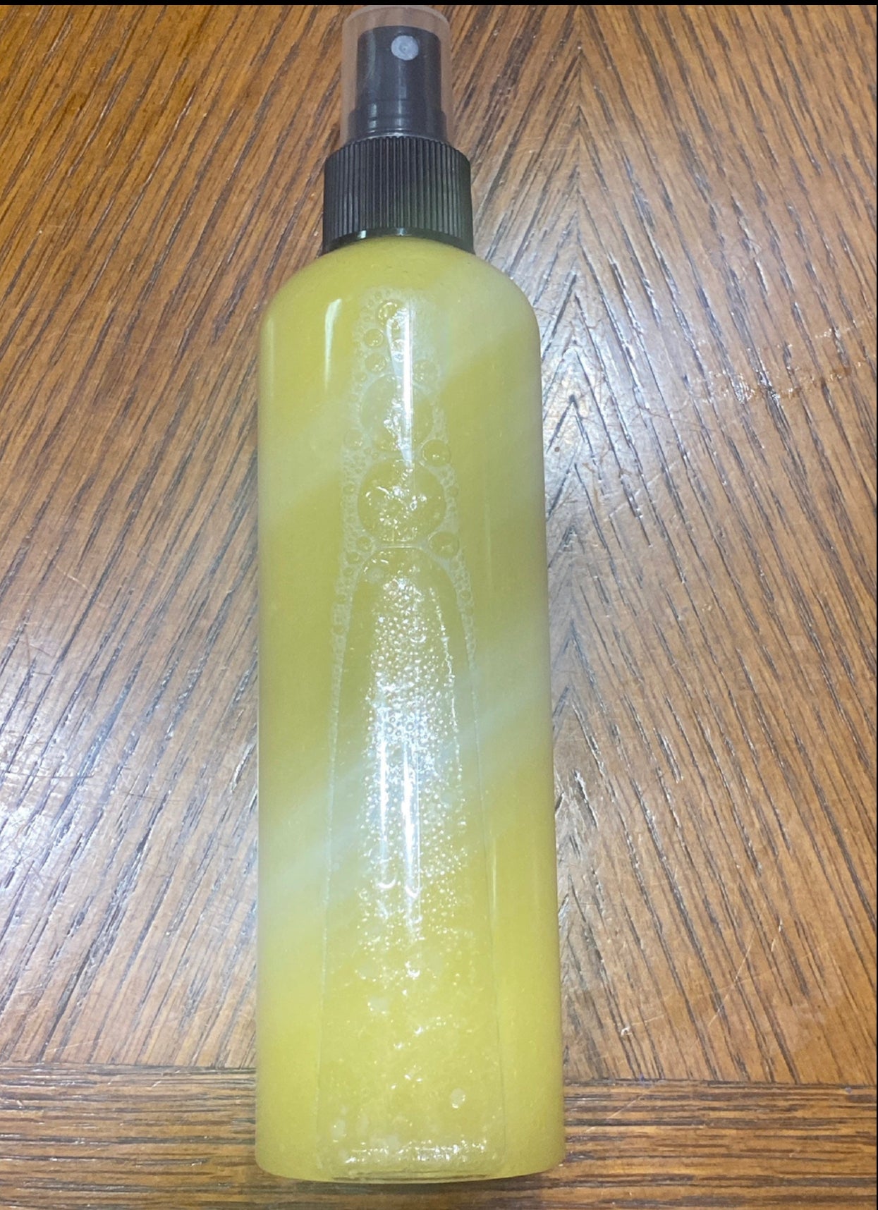 Shampoos and conditioners, shampoo bars . All Natural. Sulfate free