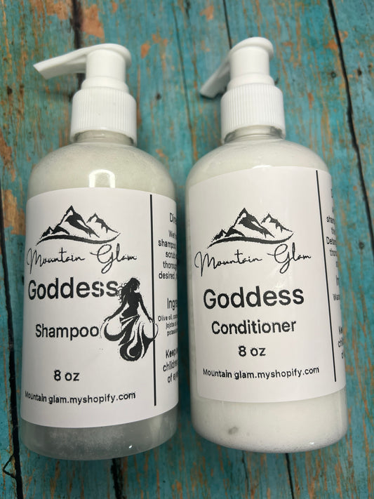 Shampoos and conditioners, shampoo bars . All Natural. Sulfate free
